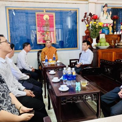 Phái đoàn Uỷ ban MTTQVN tỉnh Đồng Nai và Thành Ủy – UBND – UBMTTQVN TP Biên Hòa chúc mừng Đại lễ Phật Đản Tổ Đình Quan Âm Tu Viện